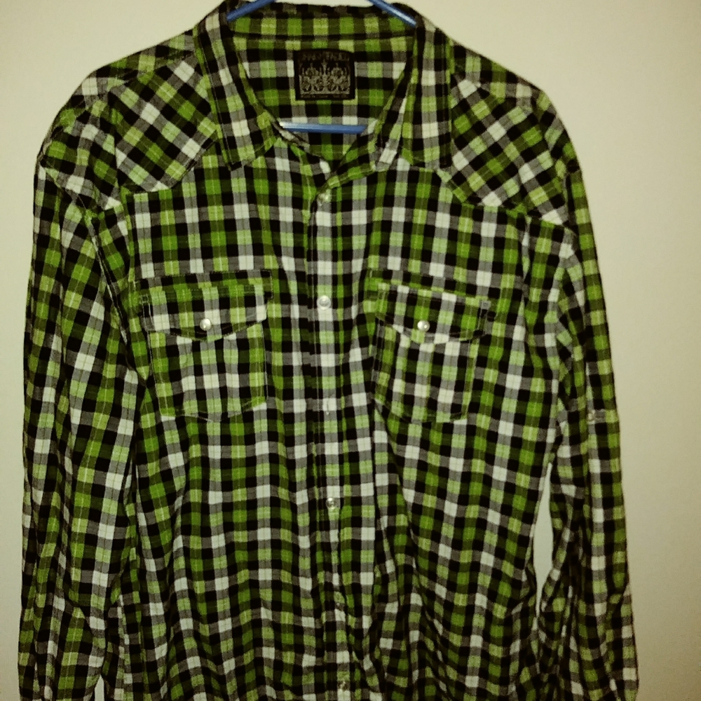 Staightfaded XXL lightweight Long Sleeve Button Up